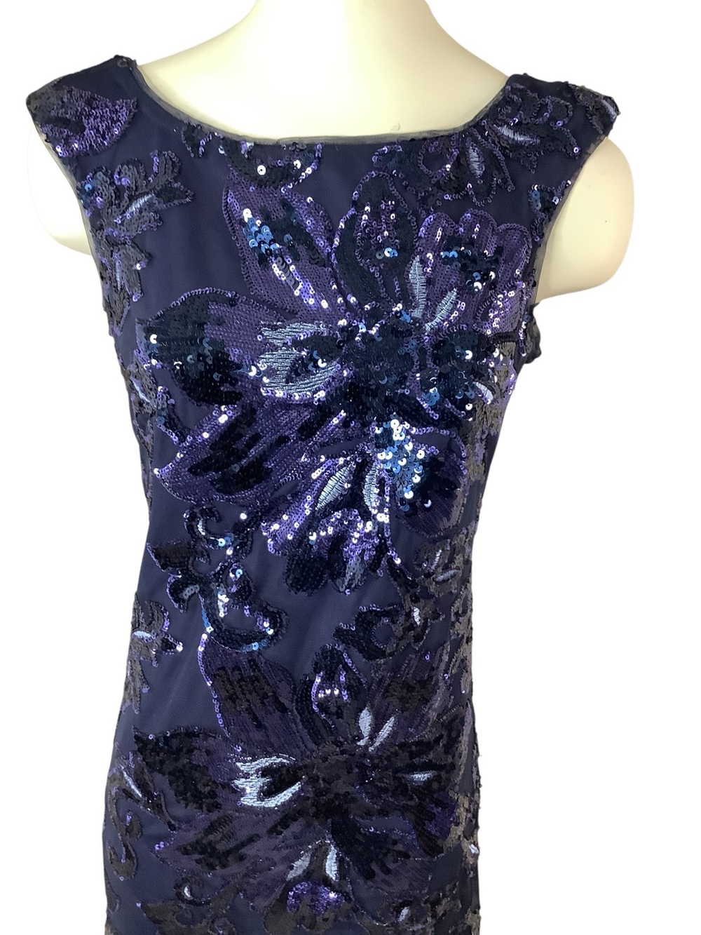 White House Black Market Sequin Sheath Dress in Deep Navy Size 2 - Picture 2 of 10